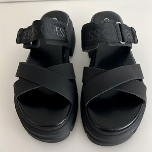 NWT. Guess black Velcro chunky sandal.